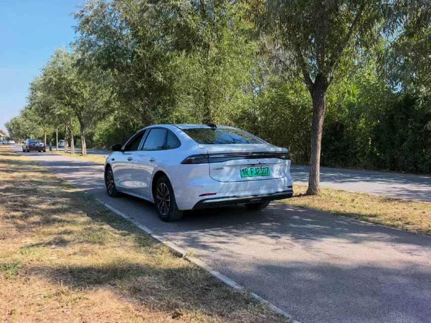2026 car image #5