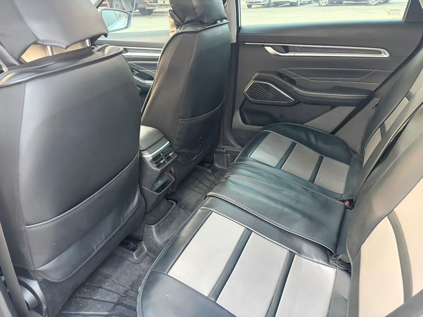 GEELY Emgrand 2023 #7 GEELY Emgrand 2023 car image #7