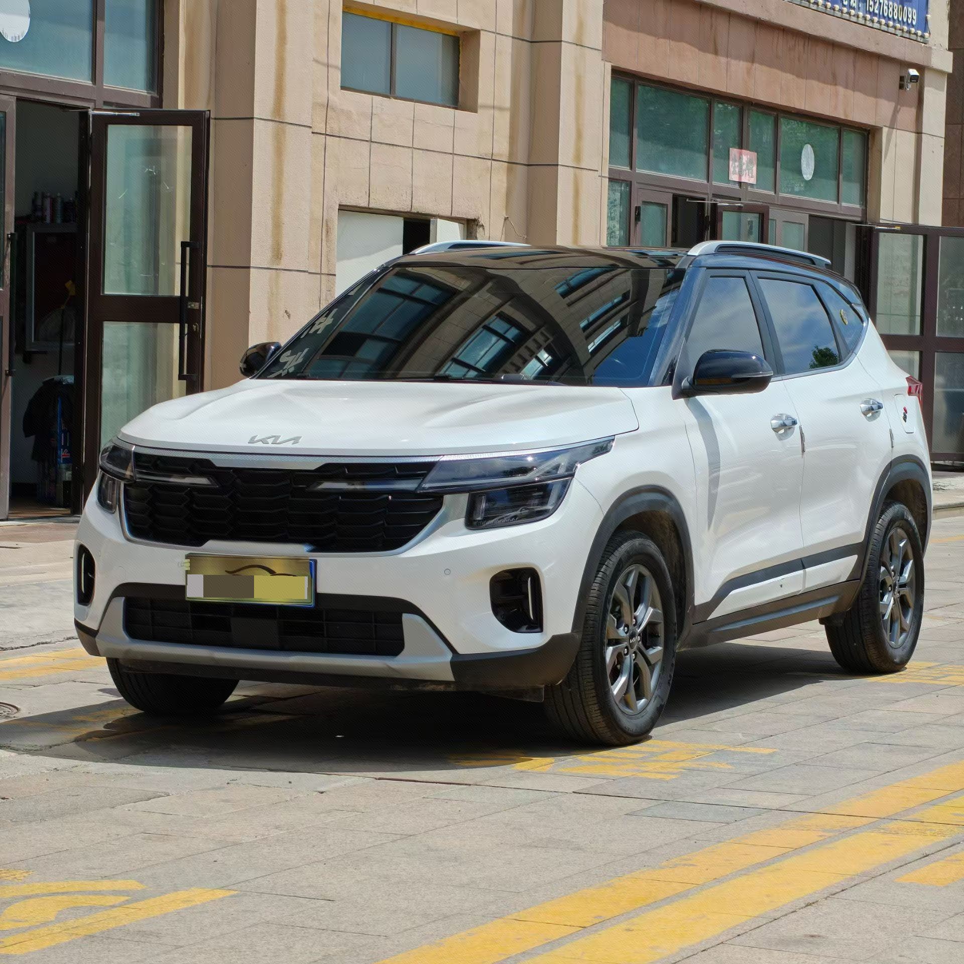 Kia Seltos 2024 Kia Seltos 2024 car image