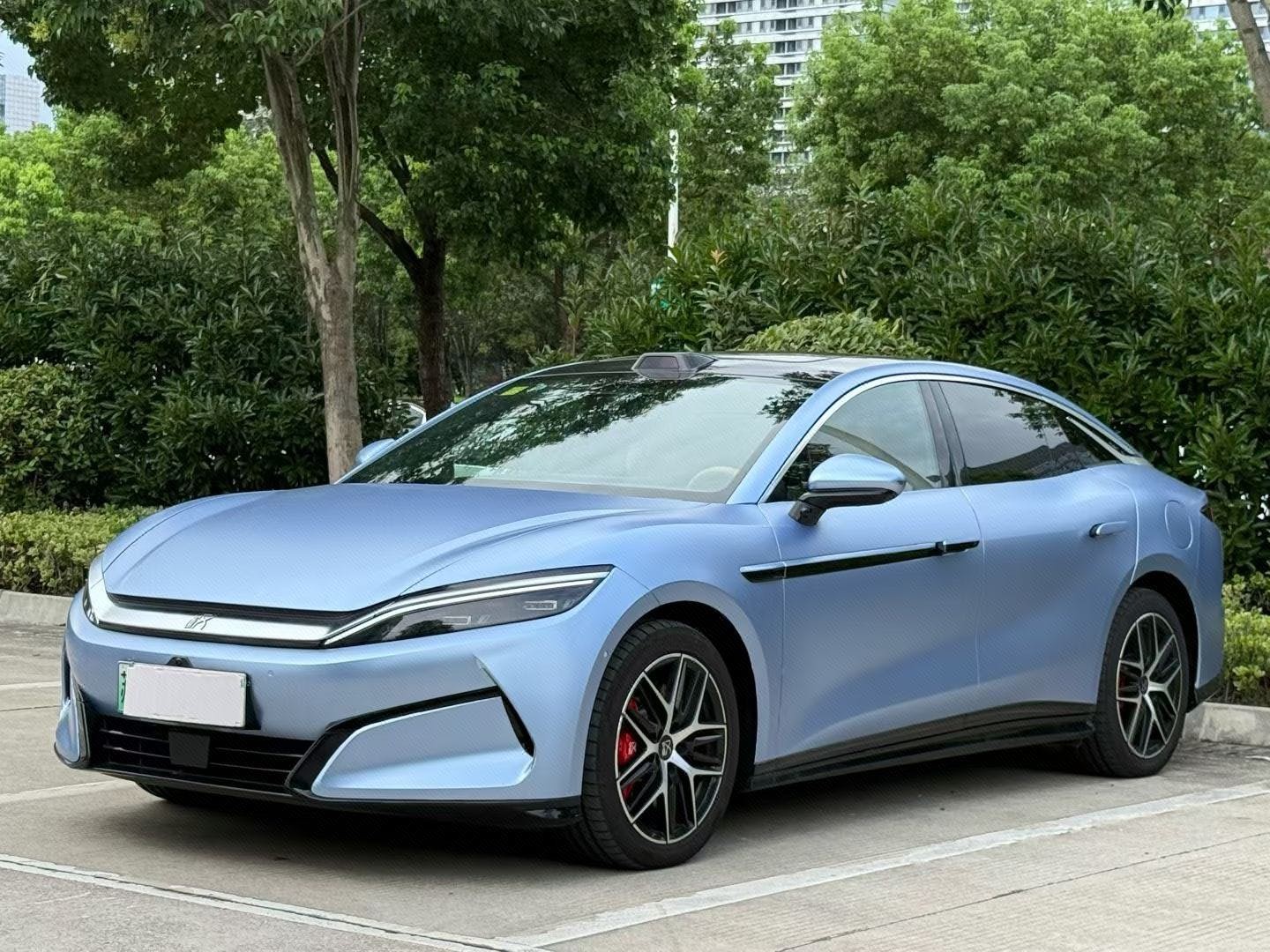 BYD HanL 2025 car image 