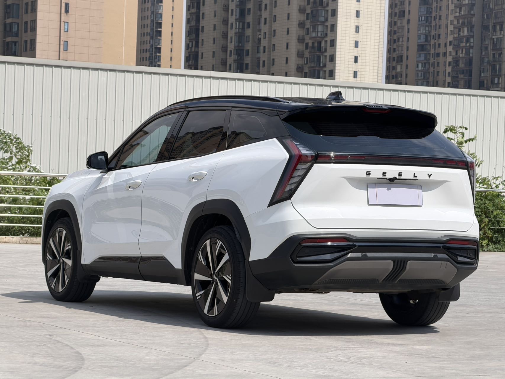 GEELY Boyue L 2023 image de voiture #5