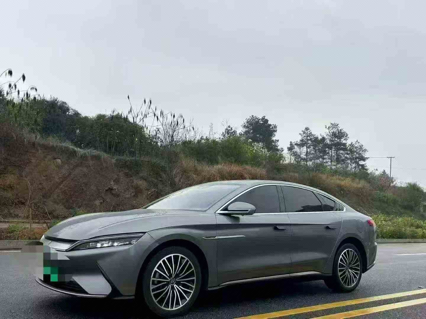 BYD Han 2023 car image 