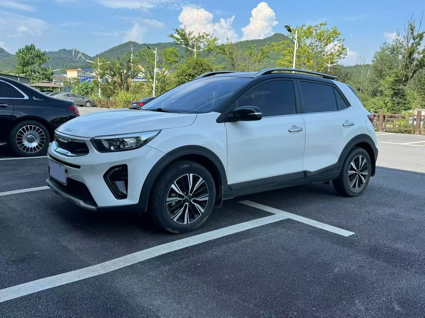 Kia KX1 2022 car image 