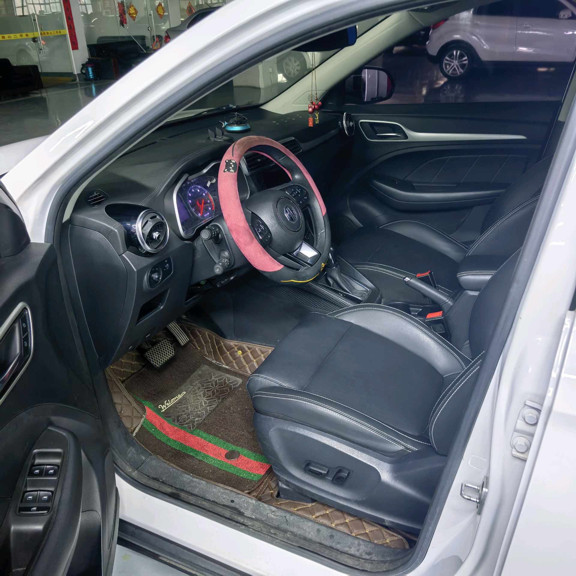 MG ZS 2019 #4 MG ZS 2019 صورة سيارة #4