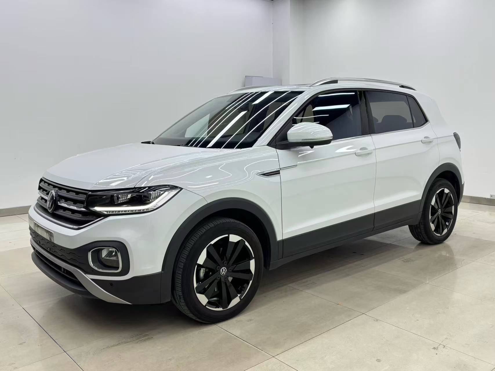 Volkswagen Tacqua 2022 Volkswagen Tacqua 2022 car image