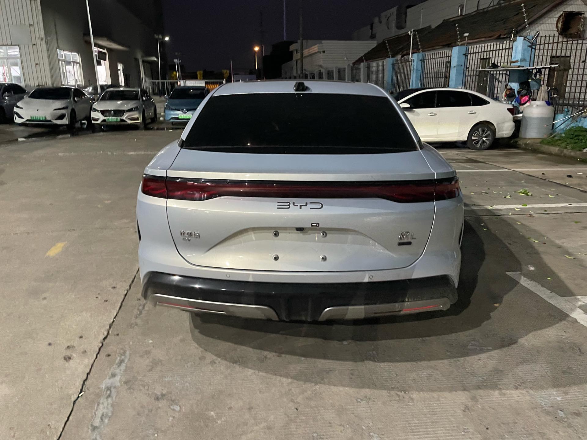 BYD HanL 2025 #8 BYD HanL 2025 صورة سيارة #8