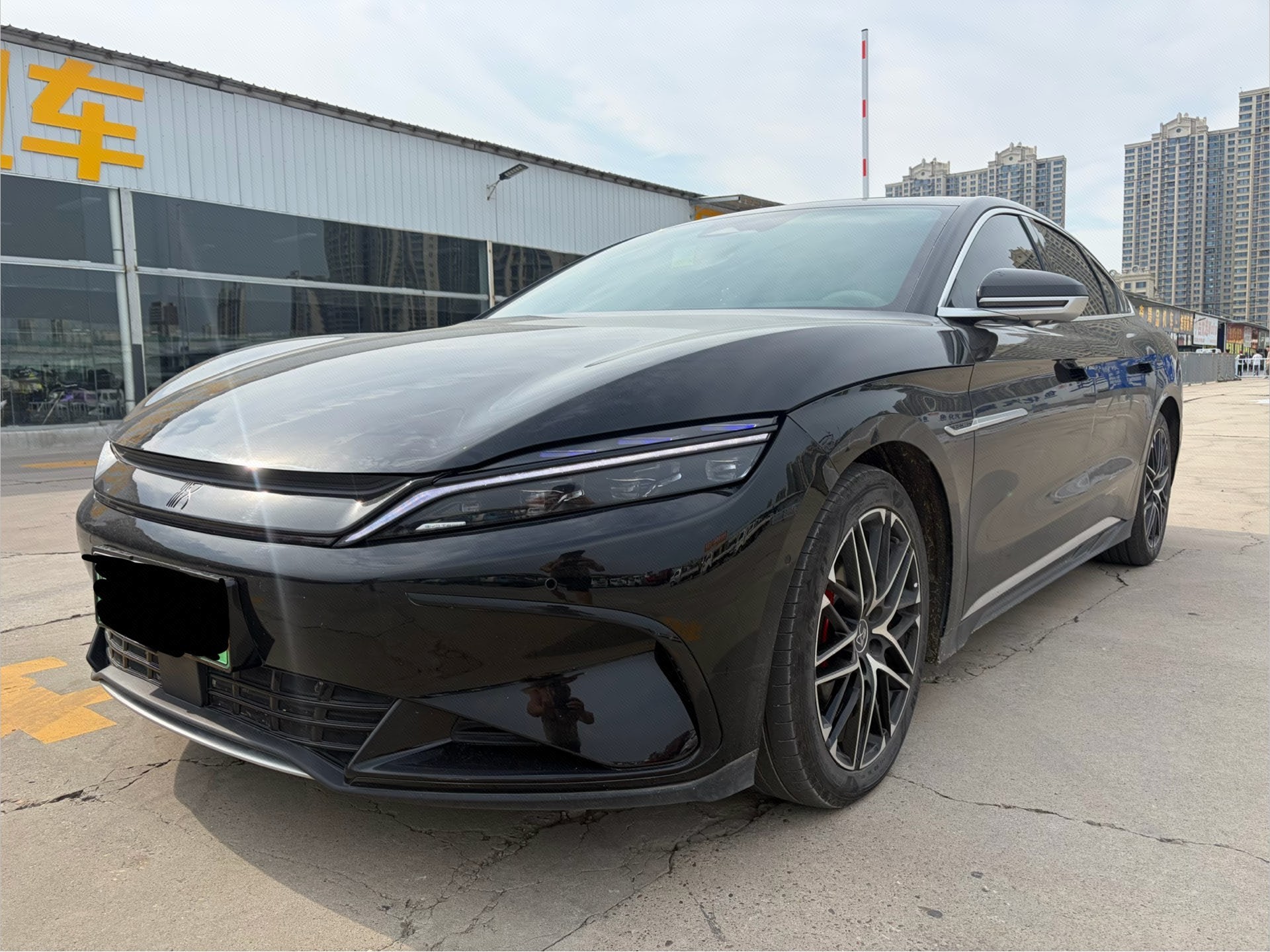 BYD Han 2025 BYD Han 2025 car image