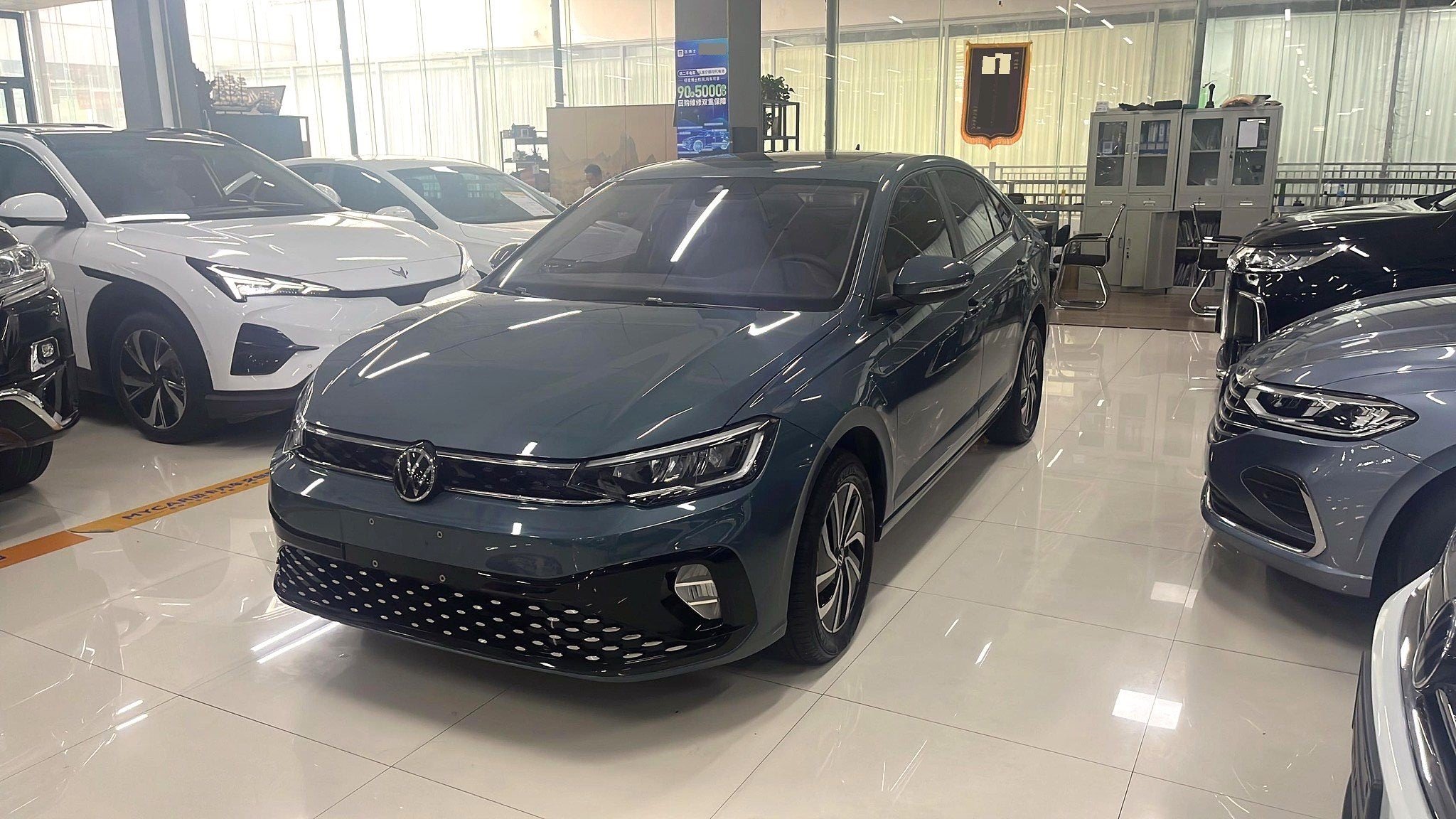 Volkswagen Lavida 2023 car image 
