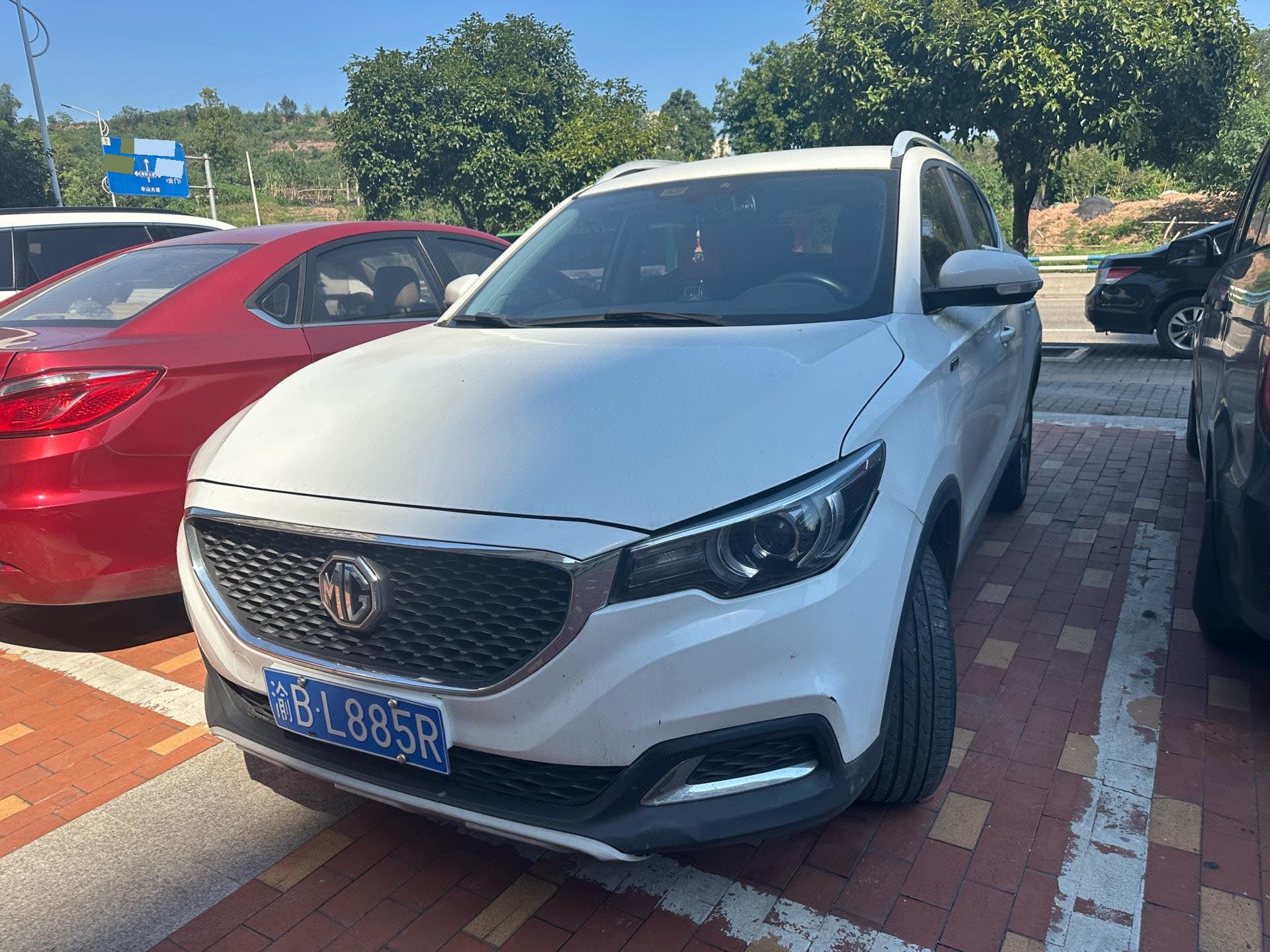 MG ZS 2017 MG ZS 2017 car image