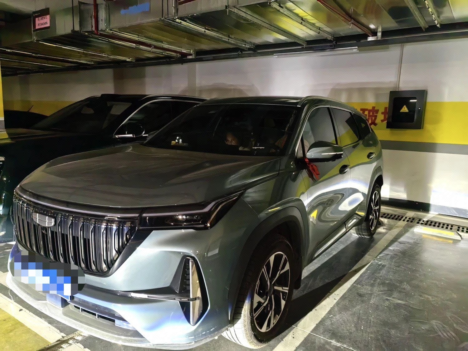 GEELY Boyue L 2025 car image 