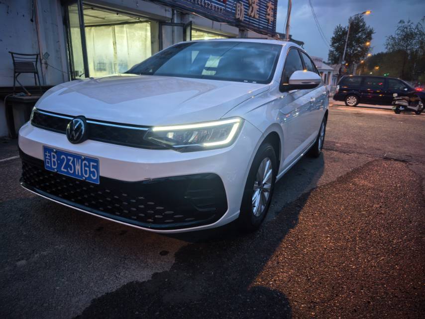 Volkswagen Lavida 2023 car image 