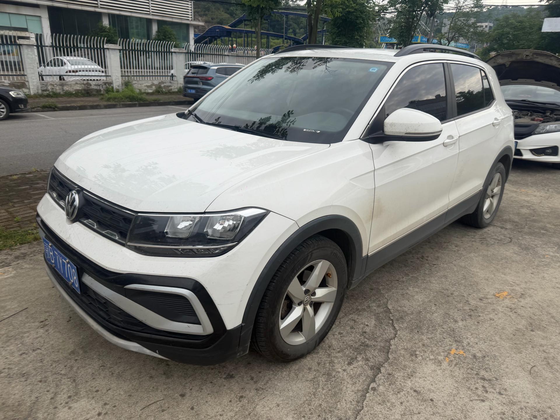 Volkswagen T-Cross 2020 Volkswagen T-Cross 2020 car image