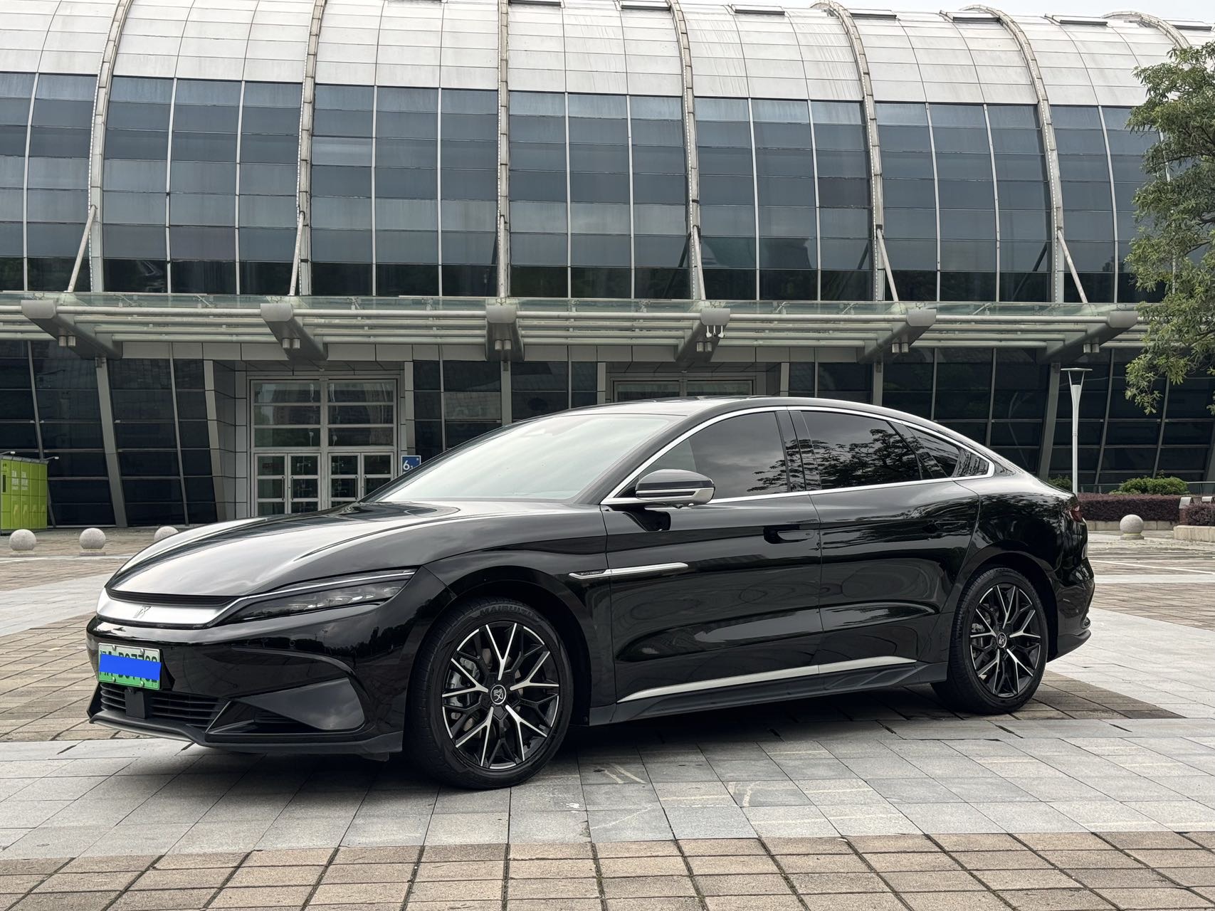 BYD Han 2024 immagine di auto 