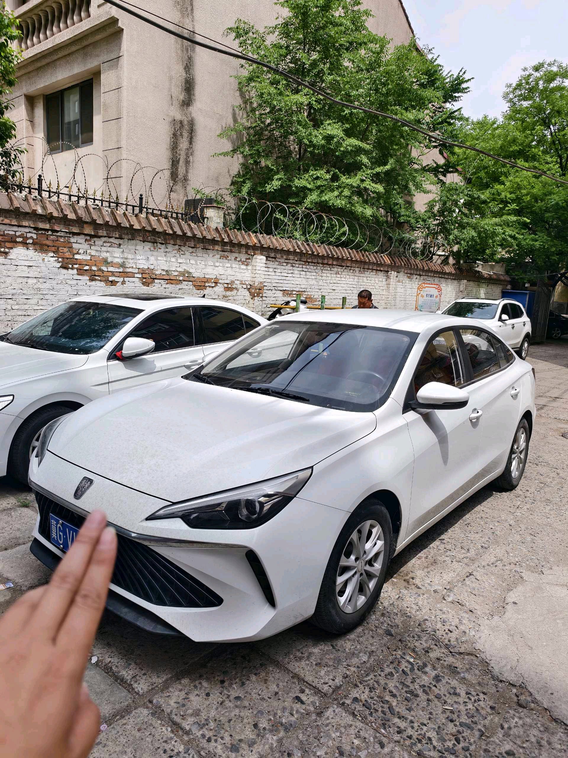 Roewe i5 2024 Roewe i5 2024 صورة سيارة