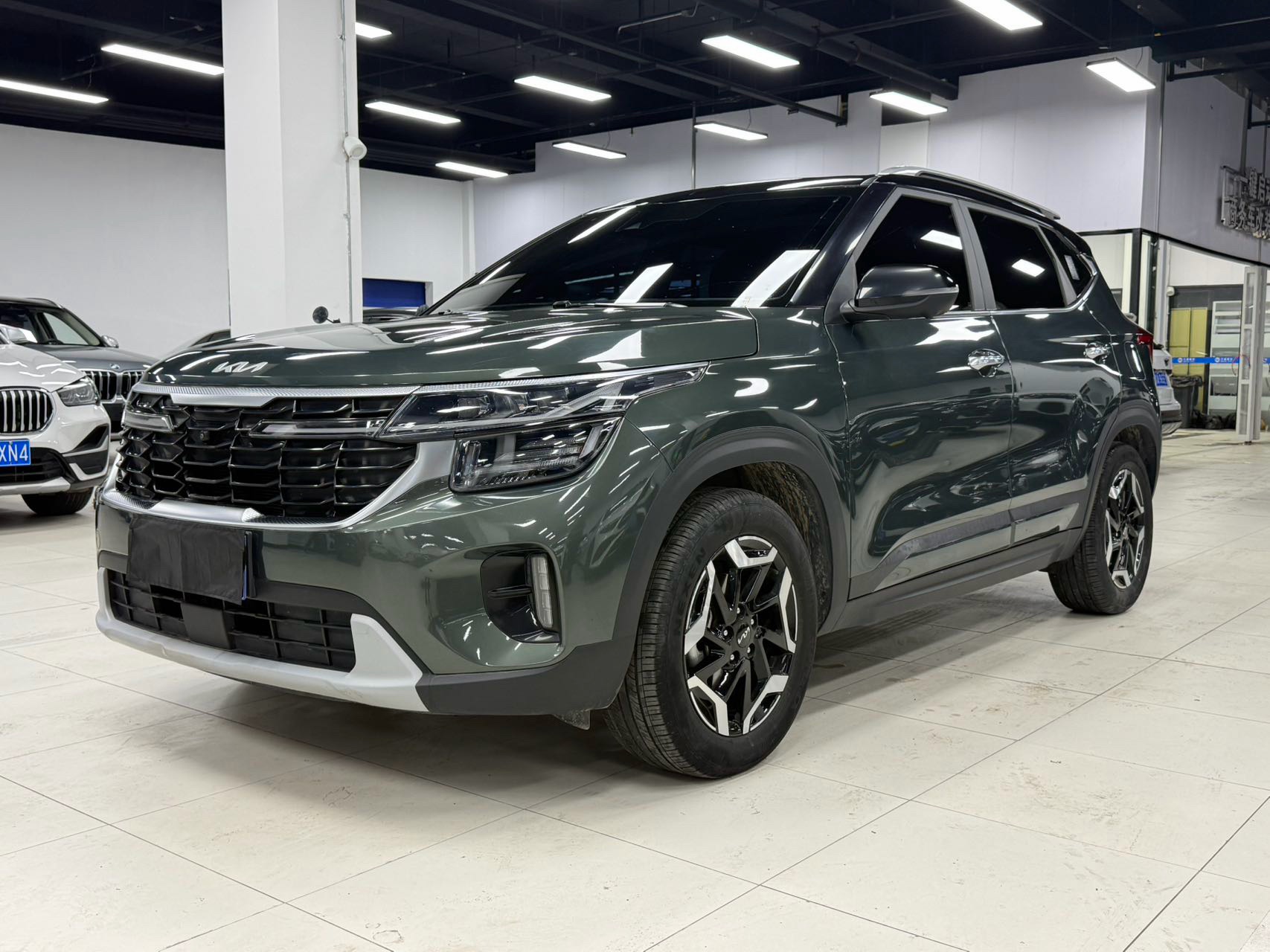 Kia Seltos 2023 Kia Seltos 2023 car image