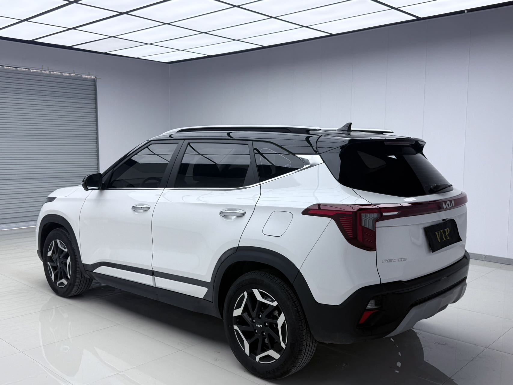 Kia Seltos 2023 image de voiture #4