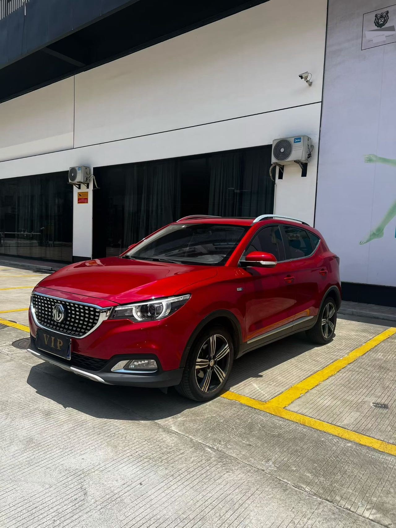 MG ZS 2018 MG ZS 2018 car image