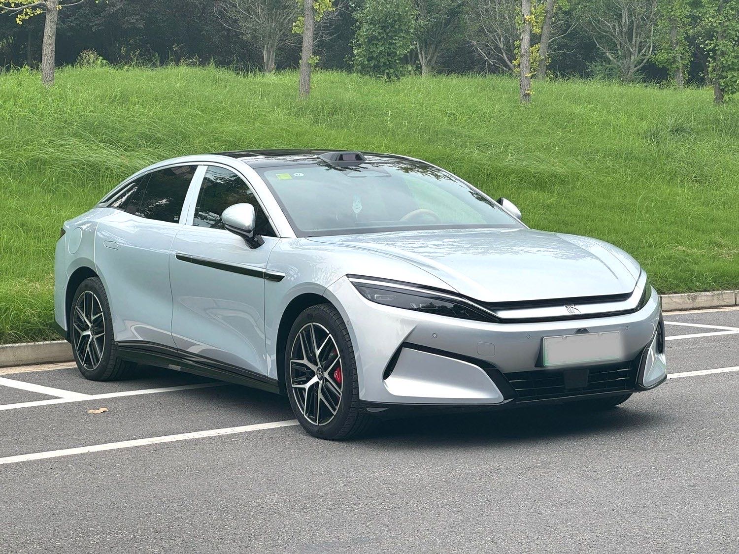 BYD HanL 2025 car image #3