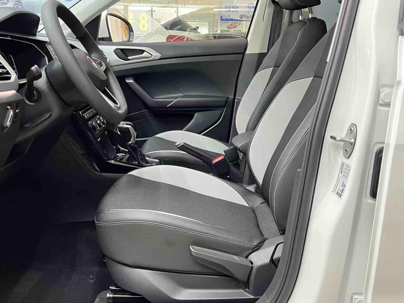 Volkswagen Tacqua 2023 #13 Volkswagen Tacqua 2023 car image #13