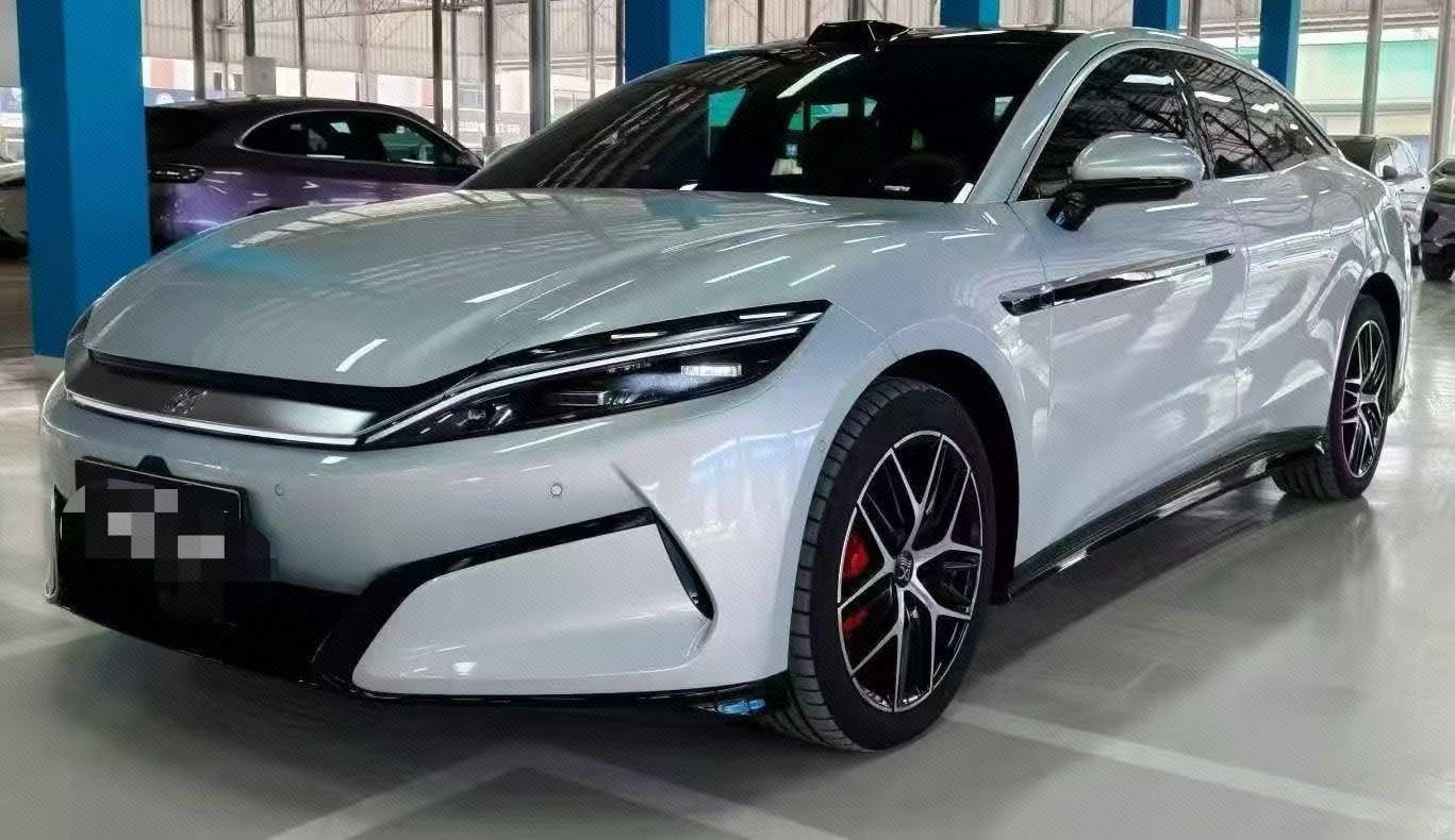BYD HanL 2025 BYD HanL 2025 car image