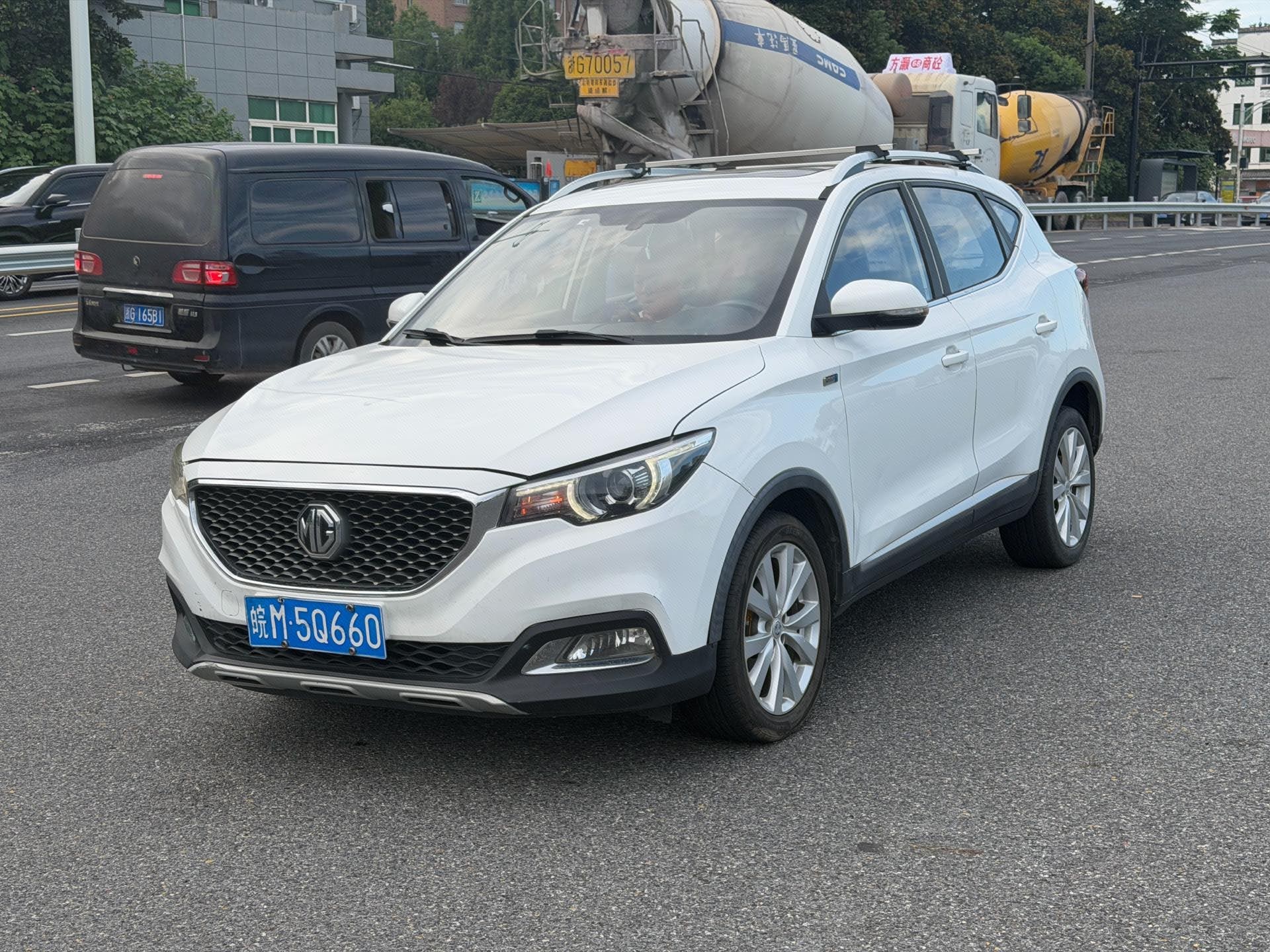 MG ZS 2018 MG ZS 2018 car image