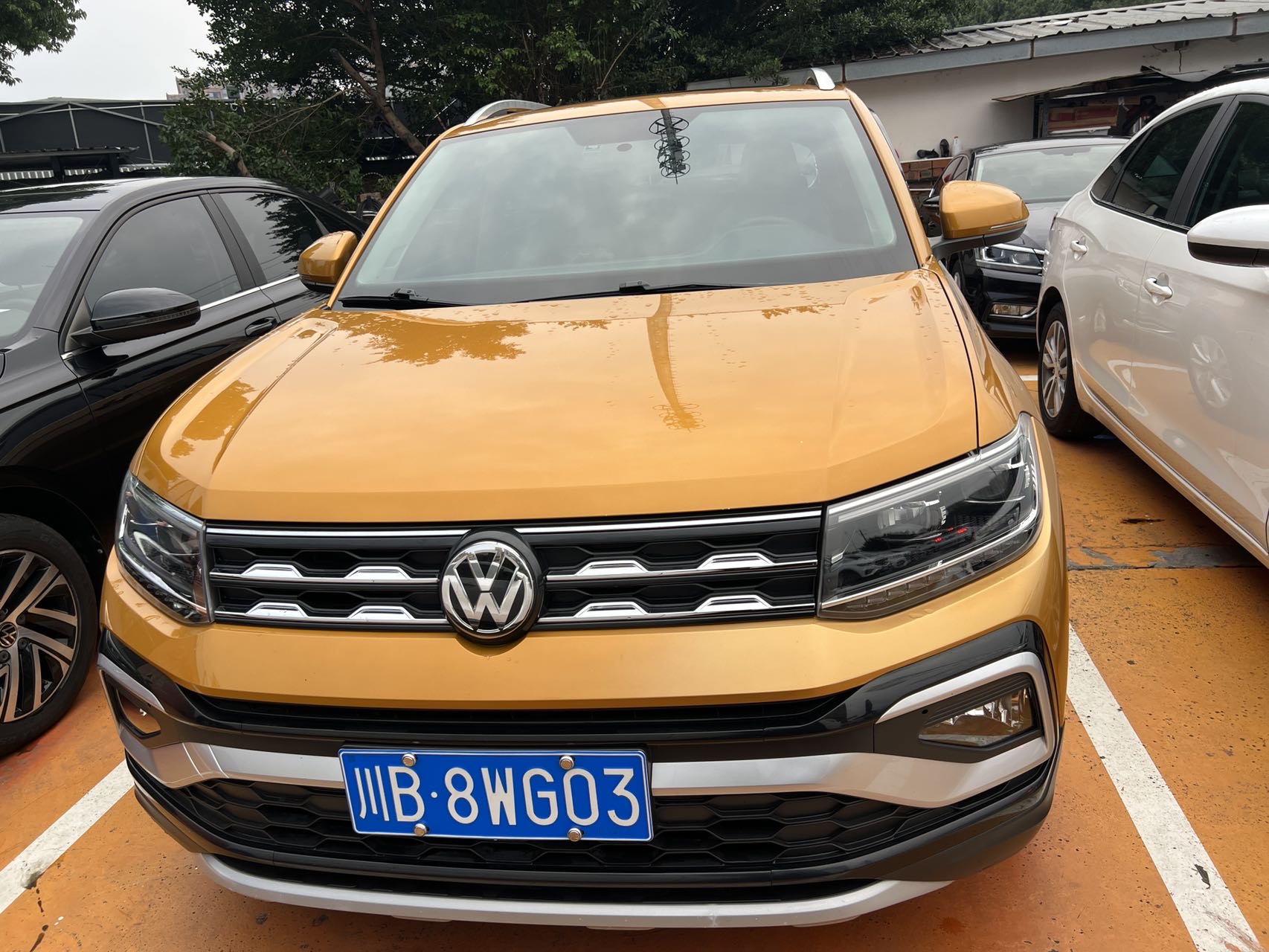 Volkswagen T-Cross 2019 #2 Volkswagen T-Cross 2019 car image #2