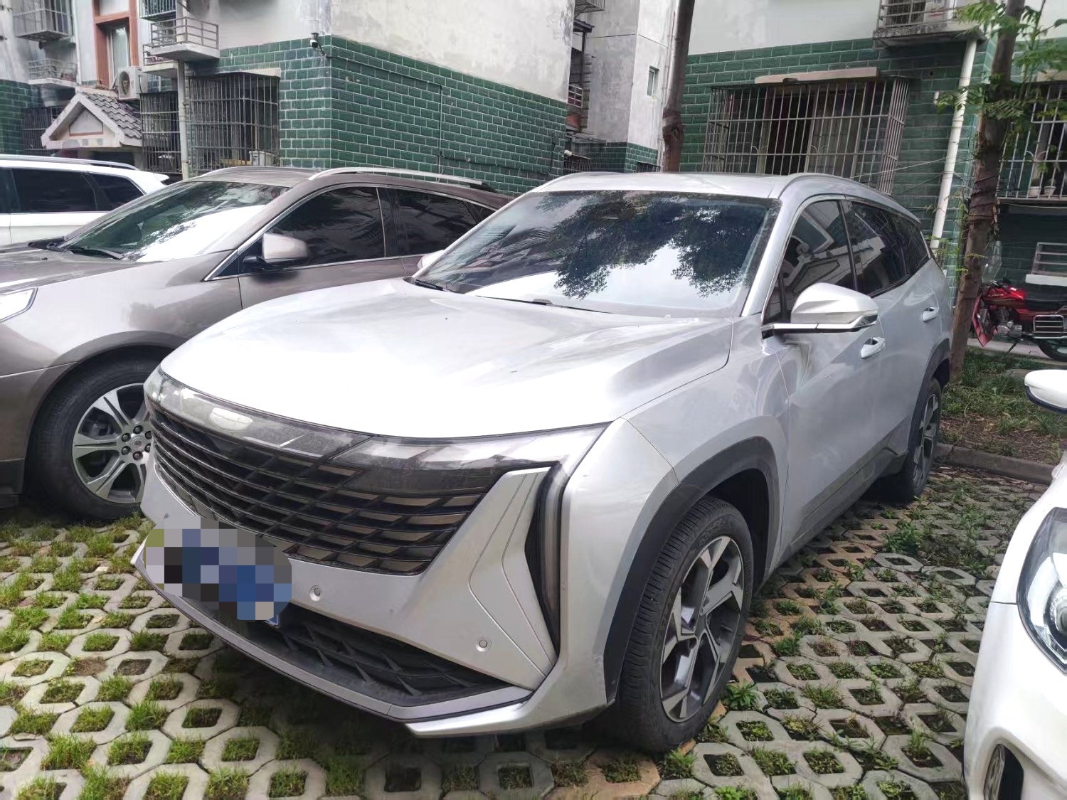 GEELY Boyue L 2023 car image 