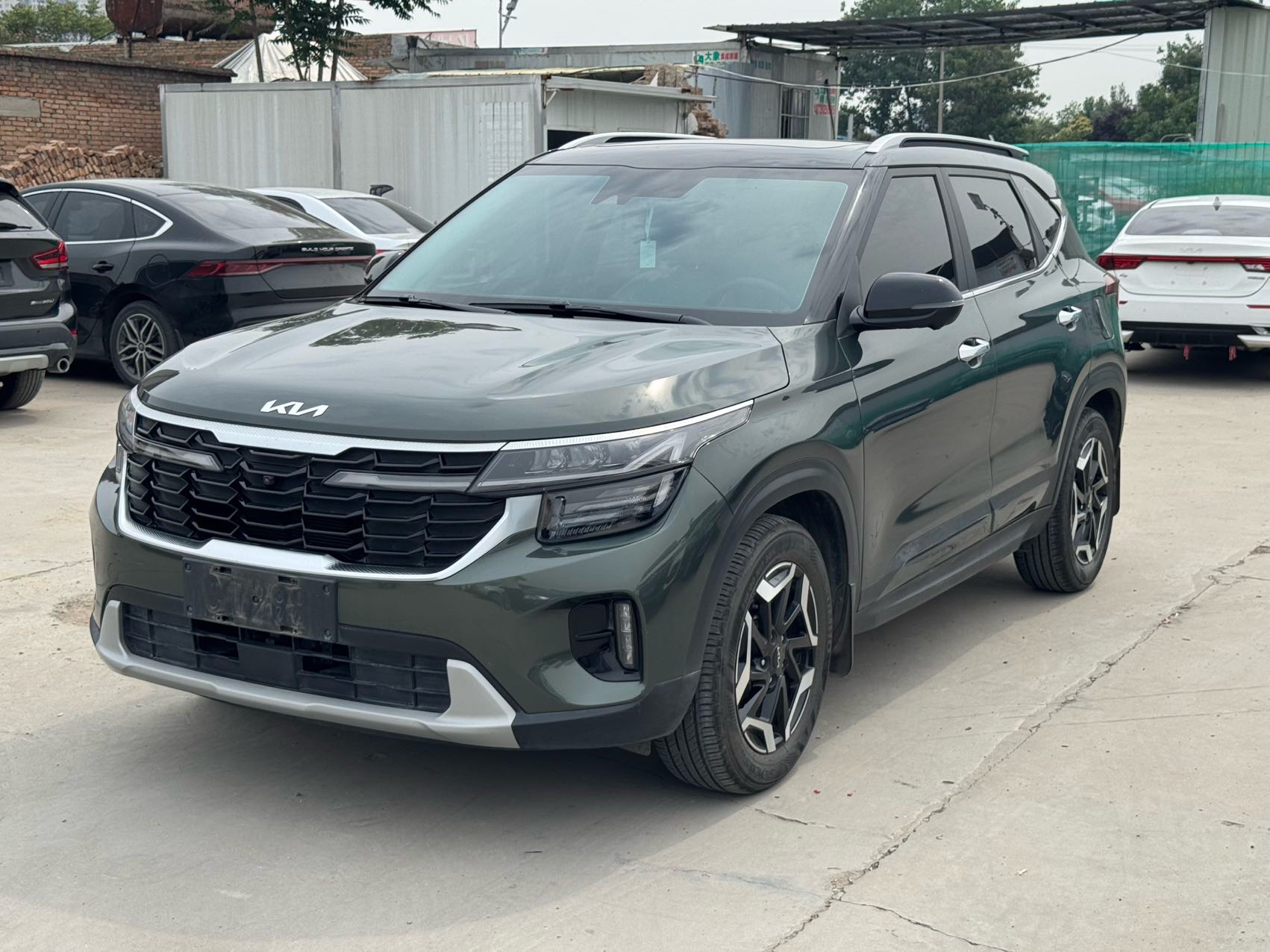 Kia Seltos 2023 Kia Seltos 2023 car image