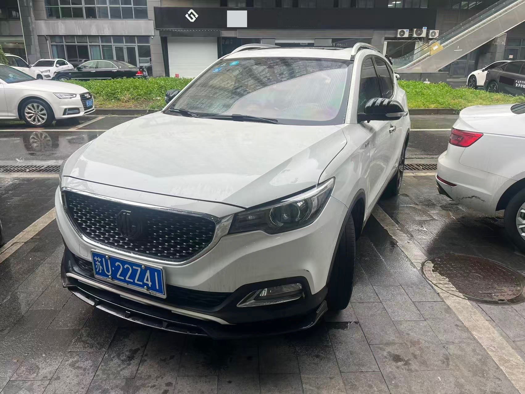 MG ZS 2017 MG ZS 2017 car image