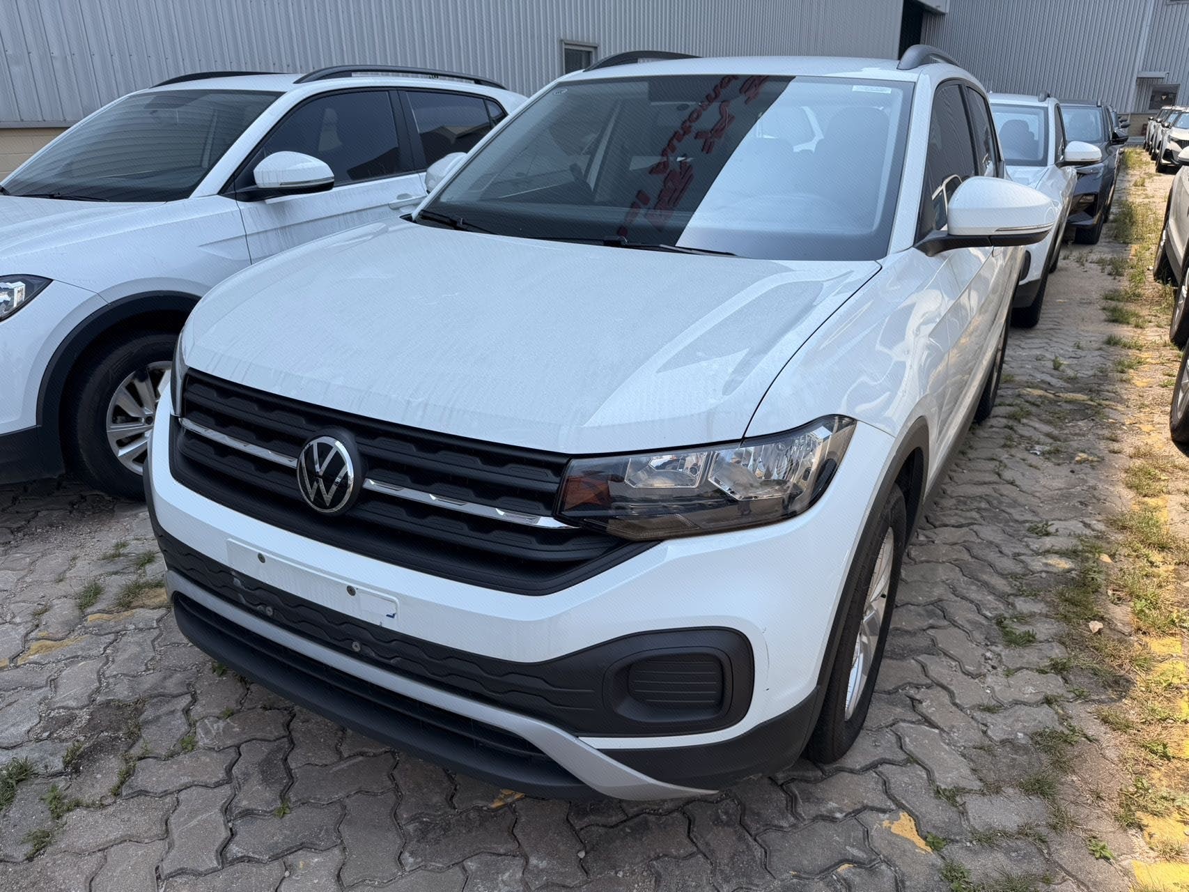 Volkswagen Tacqua 2023 car image 