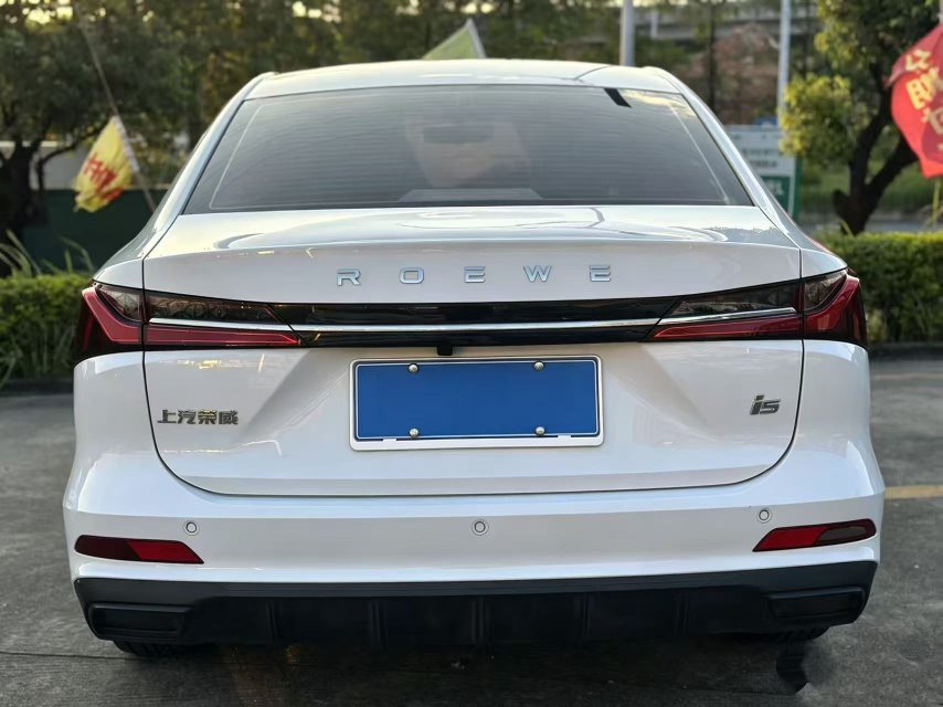 Roewe i5 2023 car image #6