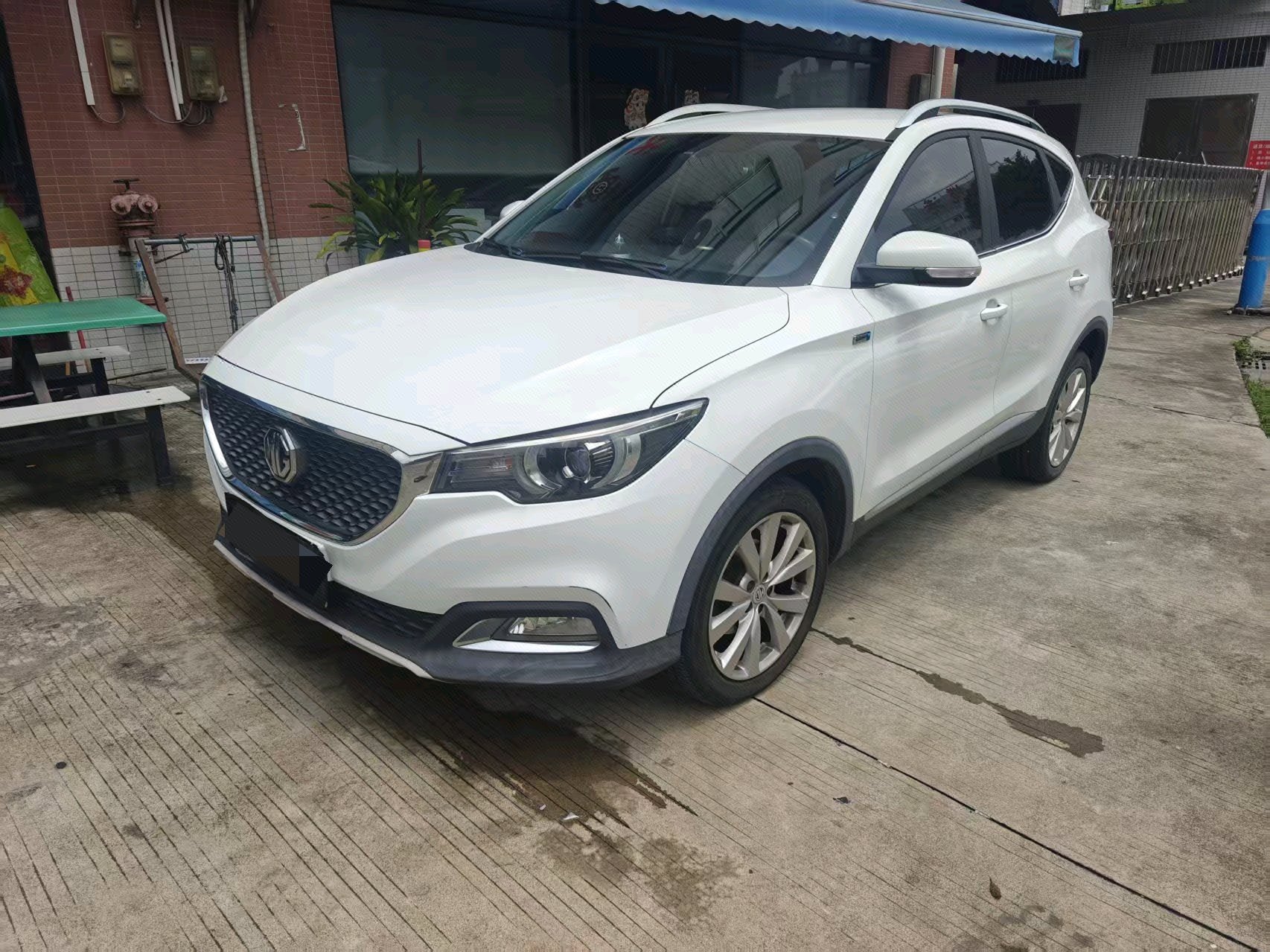 MG ZS 2017 MG ZS 2017 car image