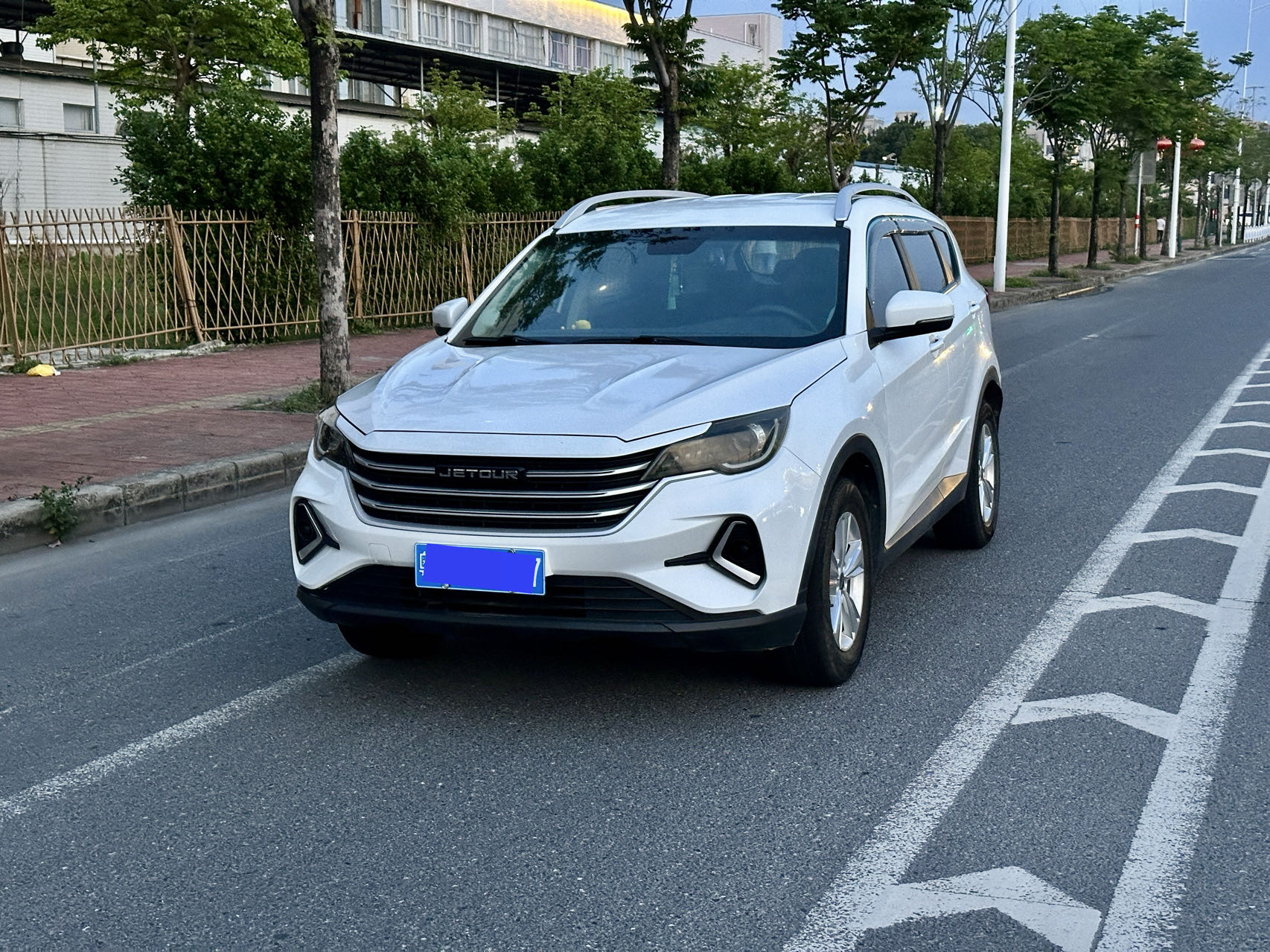 Jetour X70M 2020 car image 