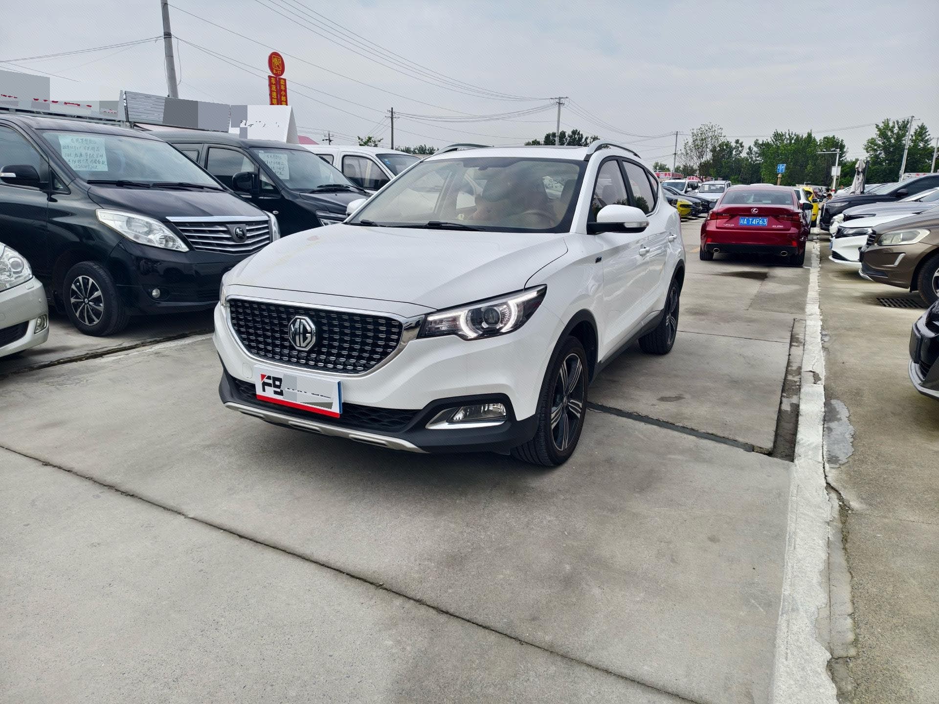 MG ZS 2018 MG ZS 2018 car image