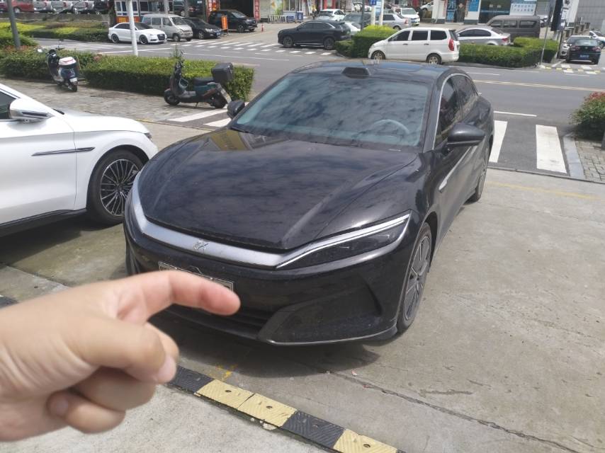 BYD HanL 2025 BYD HanL 2025 صورة سيارة