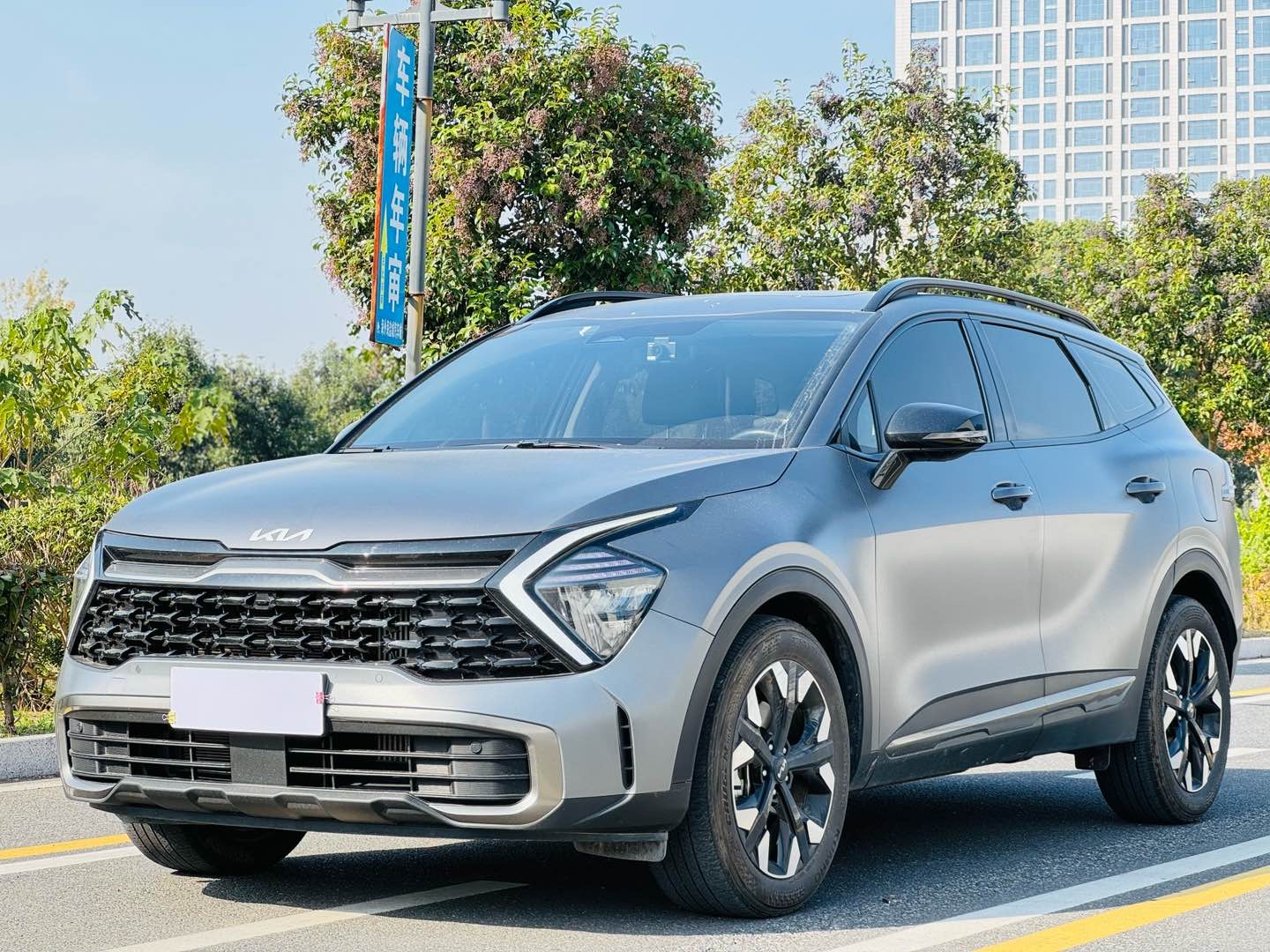 Kia Sportage 2023 car image 