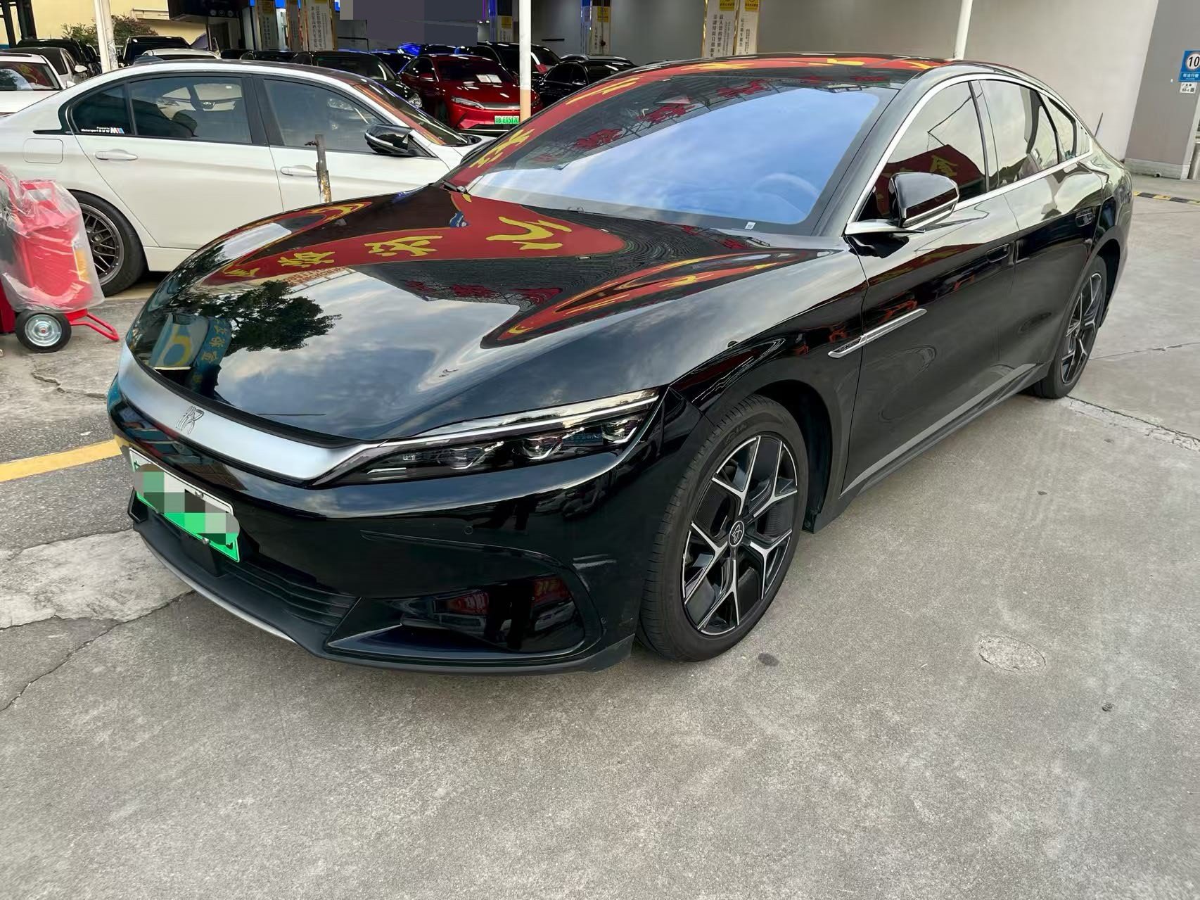 BYD Han 2024 car image 