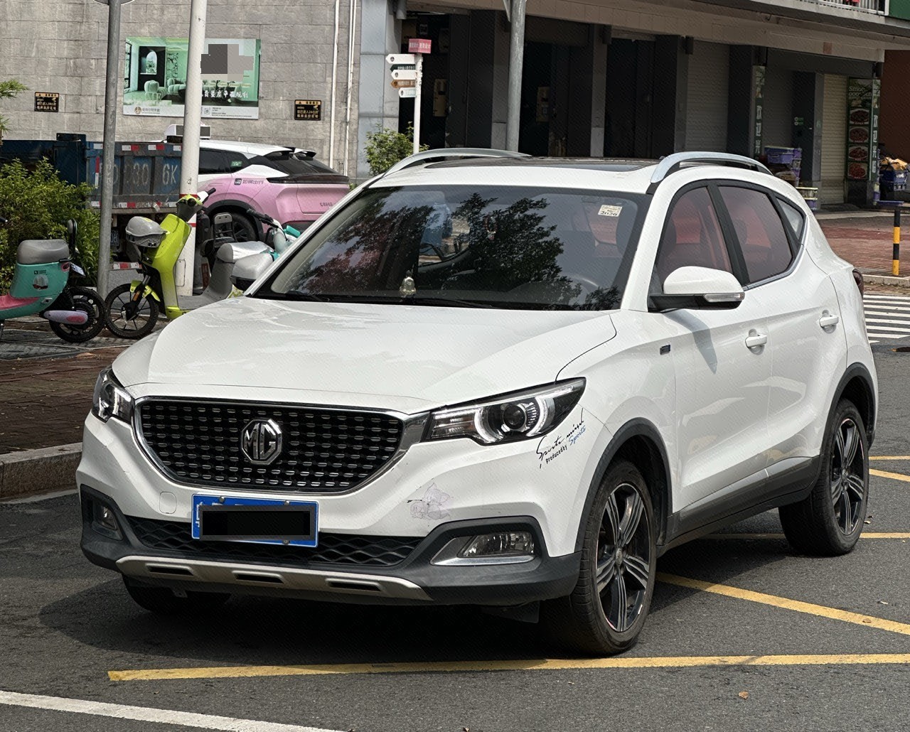 MG ZS 2018 MG ZS 2018 car image