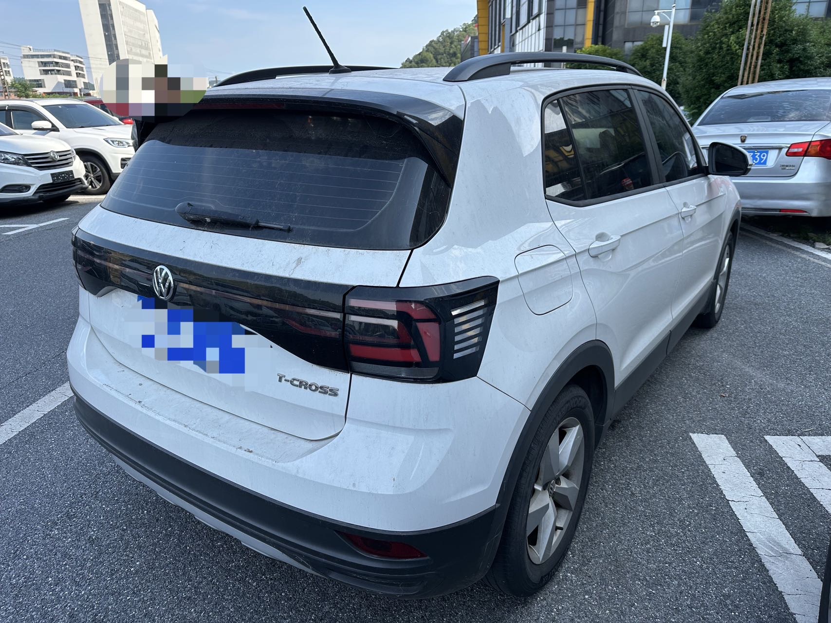 Volkswagen T-Cross 2021 #4 Volkswagen T-Cross 2021 car image #4