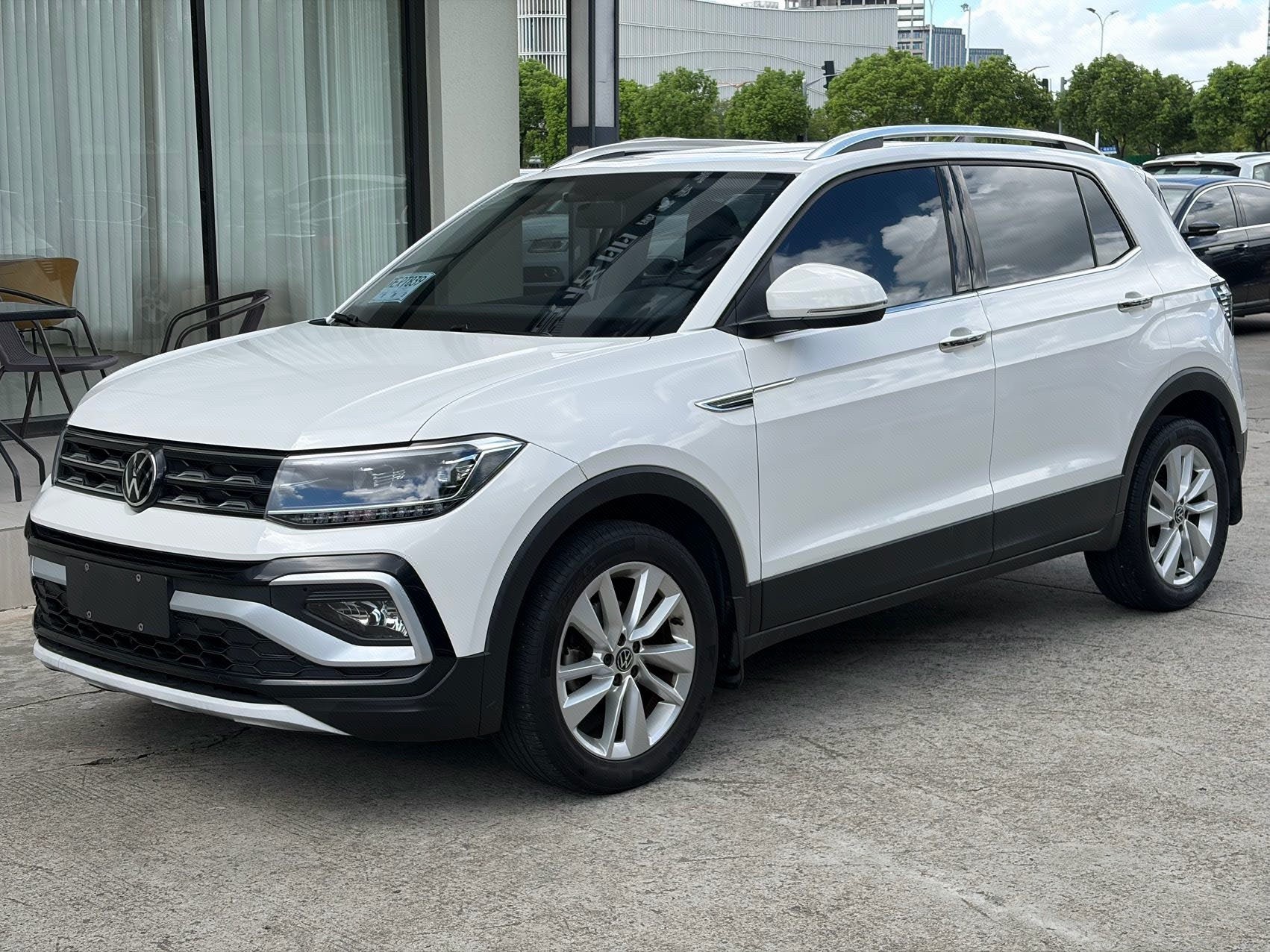 Volkswagen T-Cross 2021 Volkswagen T-Cross 2021 car image