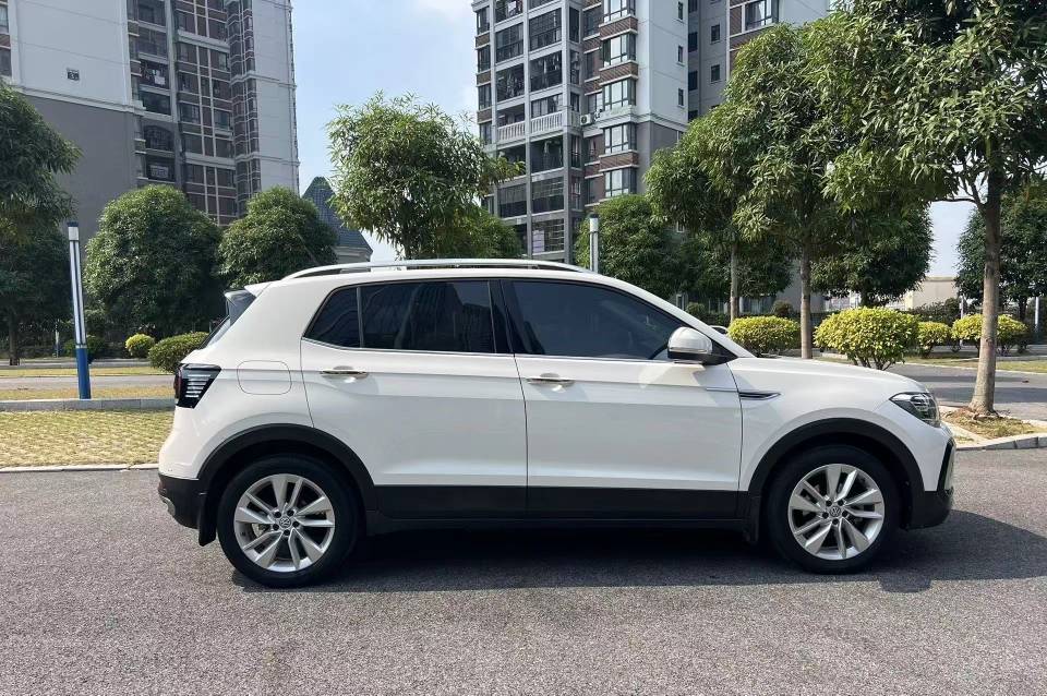 Volkswagen T-Cross 2020 #2 Volkswagen T-Cross 2020 immagine di auto #2