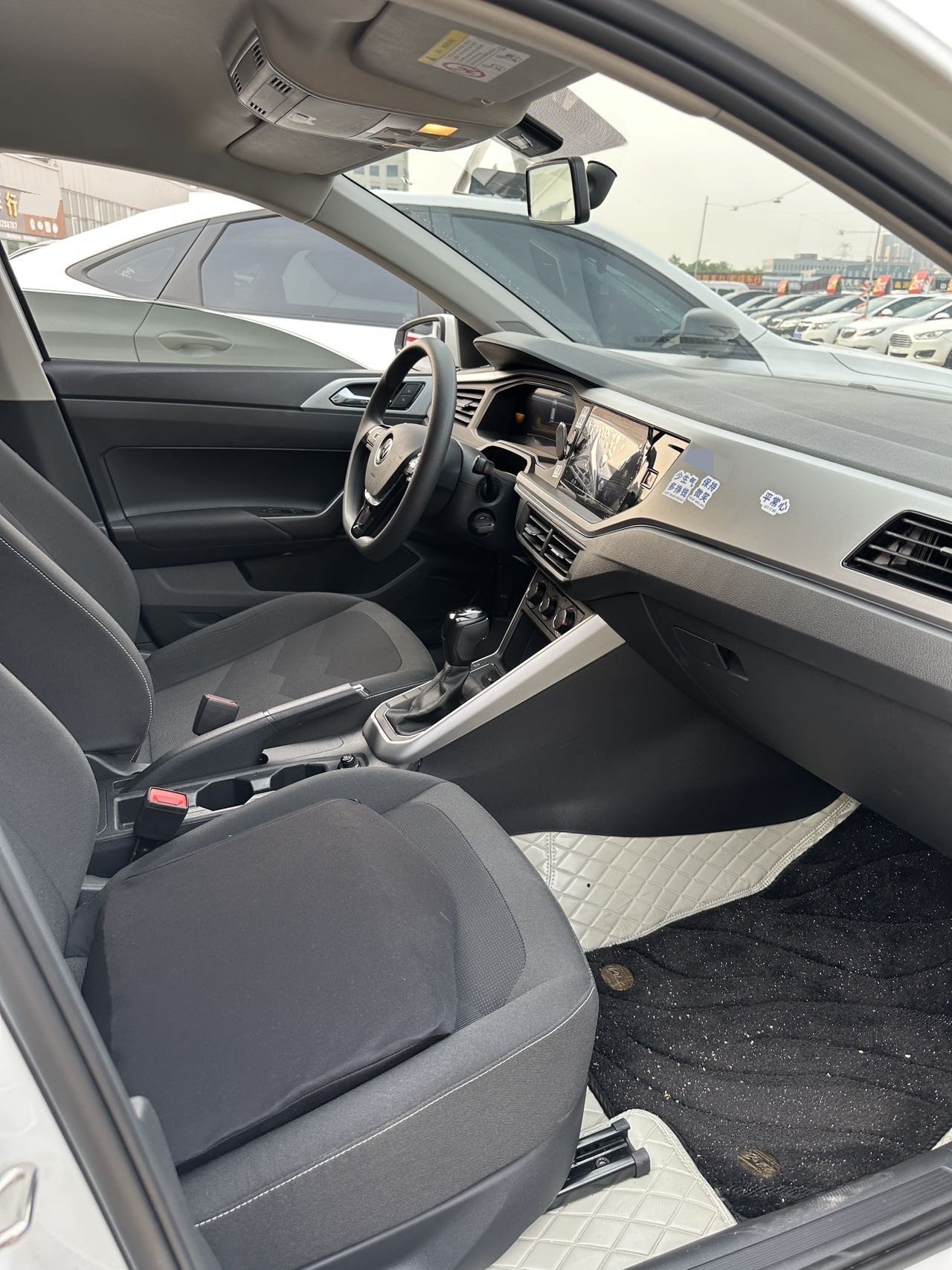 Volkswagen Polo 2024 car image #6