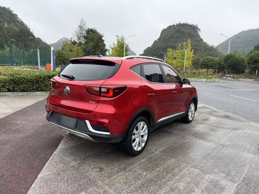 MG ZS 2017 #4 MG ZS 2017 car image #4