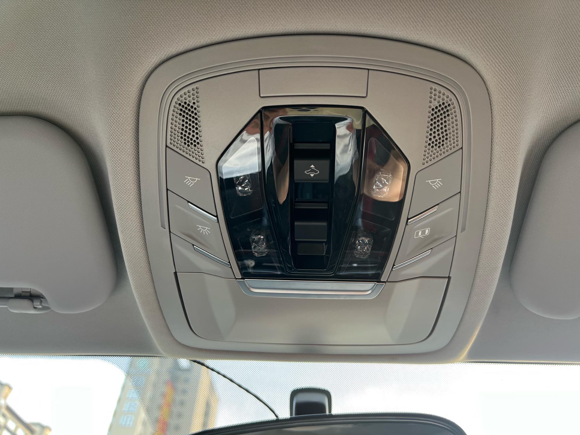 Chery Tiggo 5x 2022 #11 Chery Tiggo 5x 2022 car image #11