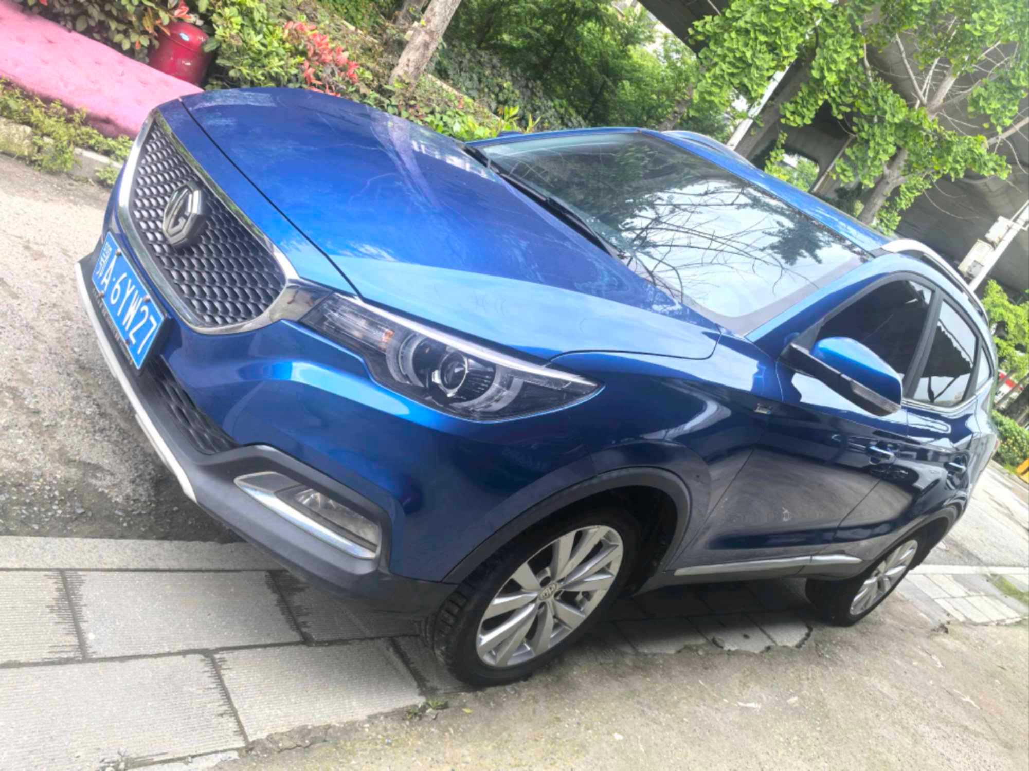MG ZS 2018 car image 