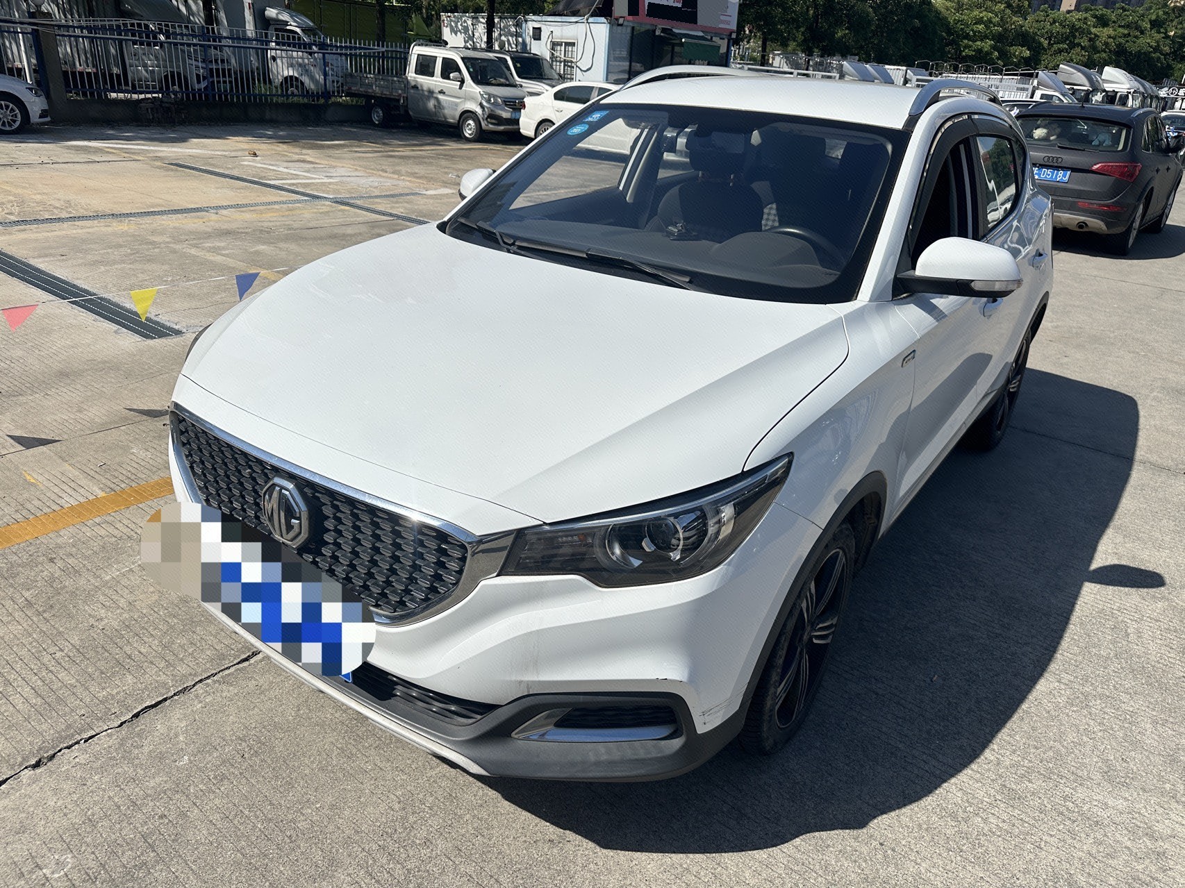 MG ZS 2018 MG ZS 2018 car image