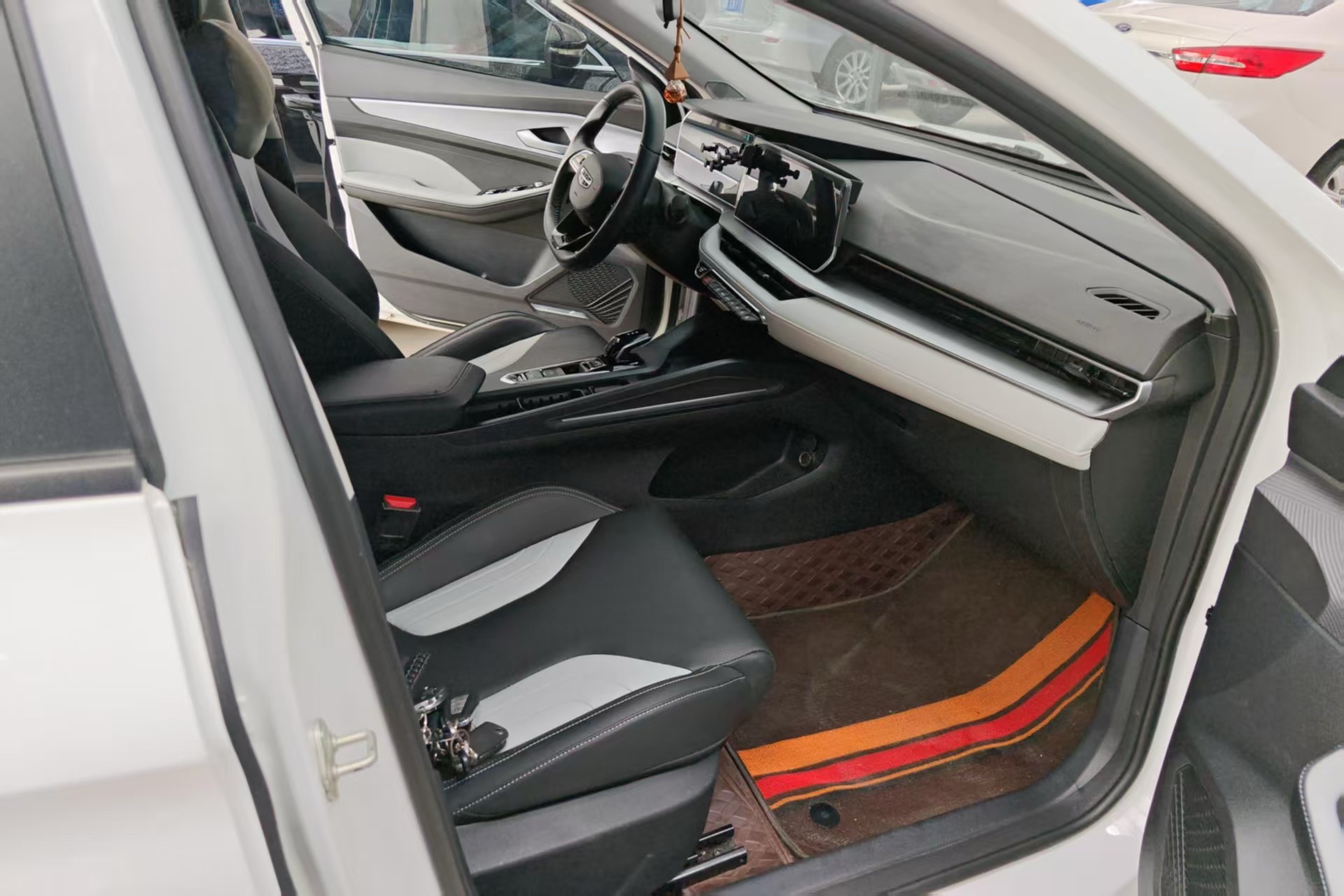 GEELY Binray 2024 #4 GEELY Binray 2024 car image #4