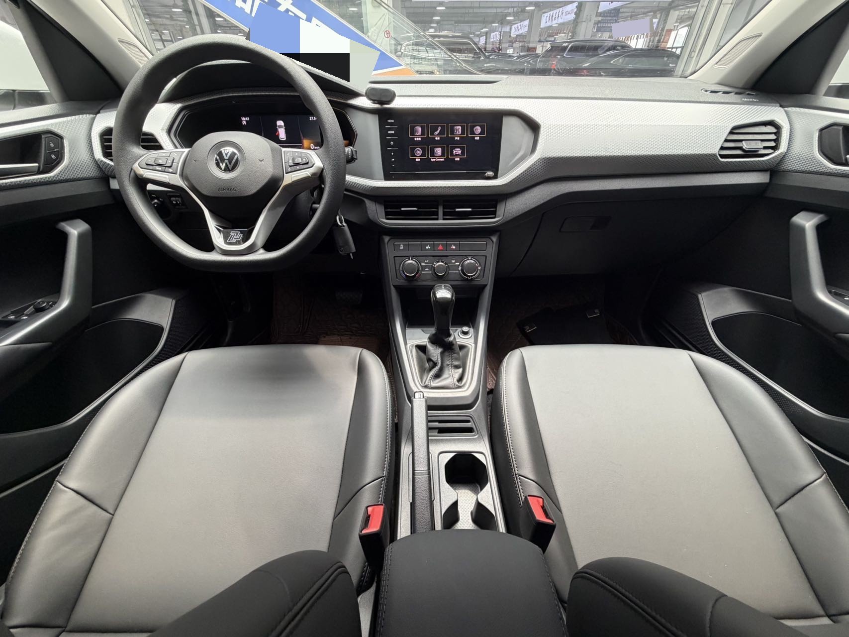 Volkswagen Tacqua 2022 car image #14