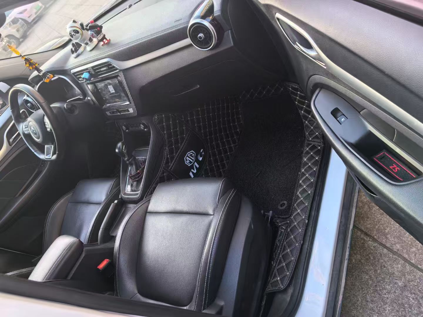 MG ZS 2017 #6 MG ZS 2017 car image #6