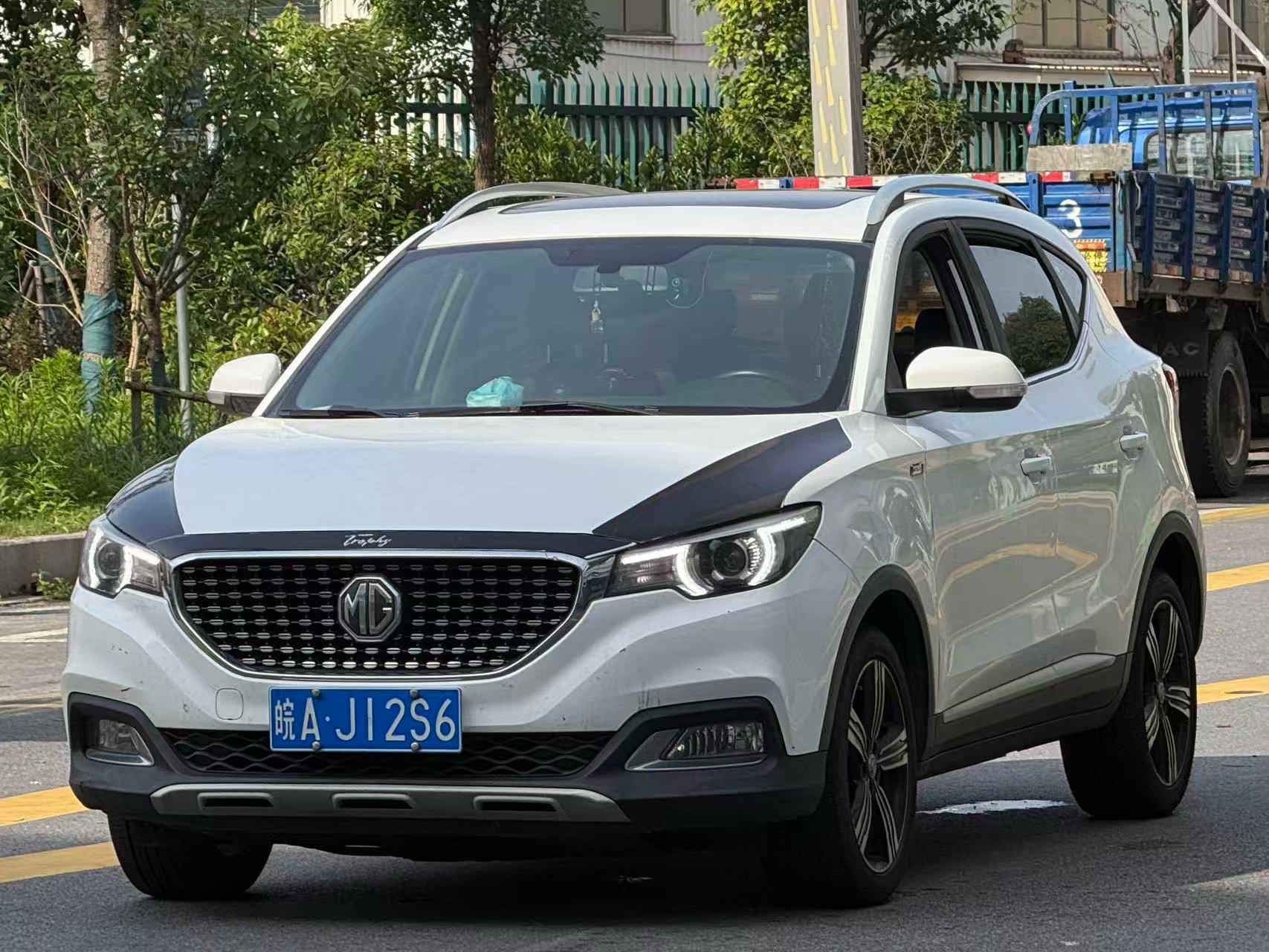 MG ZS 2018 MG ZS 2018 car image